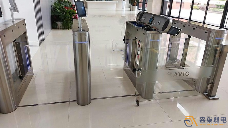 工厂门禁系统价格一套多少？